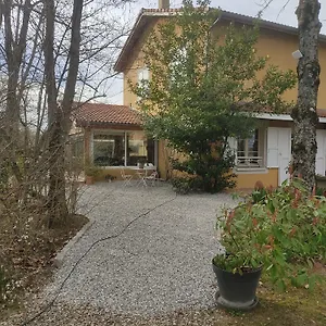 Bed & Breakfast La Frenaie, Saint-Cyr-sur-le-Rhone